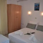 Hotel Sea La Vie - Maria *