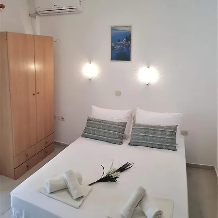 Sea La Vie - Maria *